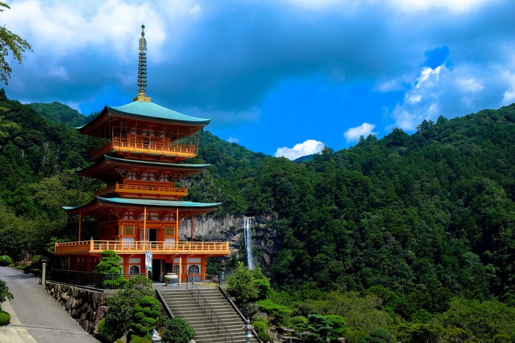 temple, pagoda, nature-1841296.jpg